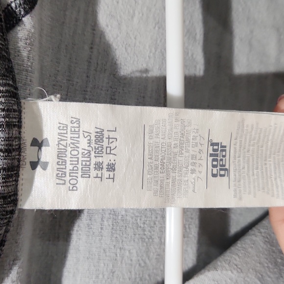 Under Armour cold gear 3/4 zip long sleeve sweatshirt - Picture 2 of 3